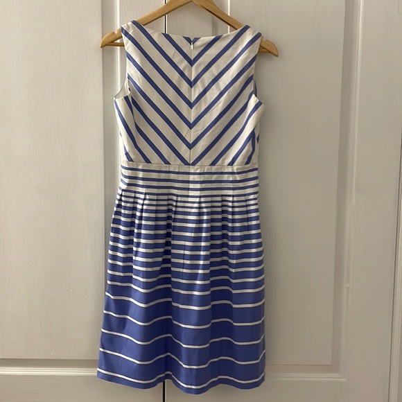 Max and Cleo blue and white 99% cotton SIze 10 - Picture 2 of 7